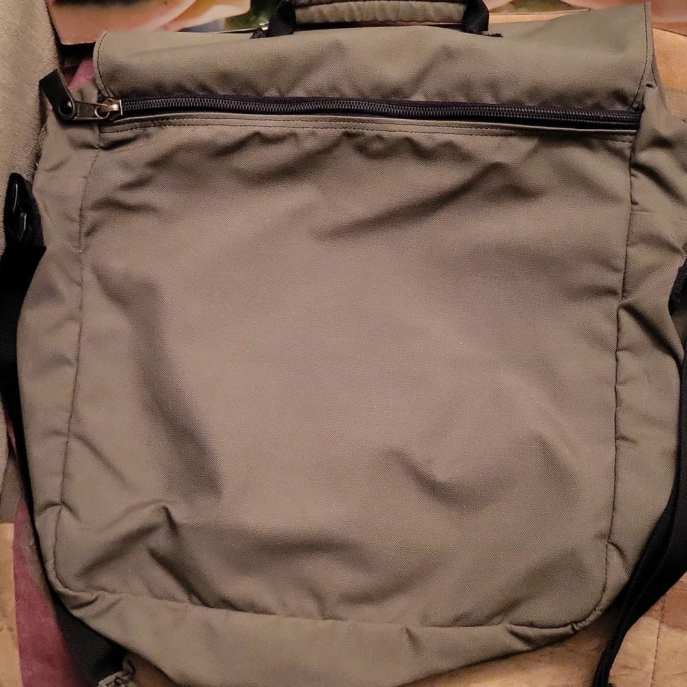 Abercrombie & Fitch Canvas Messenger Bag / Crossbody Strap Satchel Unisex - Picture 13 of 16